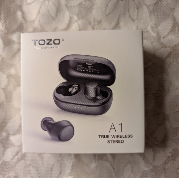 Tozo Other - TOZO Black 32 HR A1 Water Resistant  Wireless Stereo Earbuds